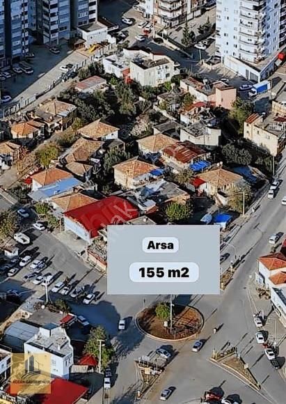 Kozan Gayrimenkulden Köşebaşı-göçyolu-5 Yol Kavşak'ta Arsa-ev