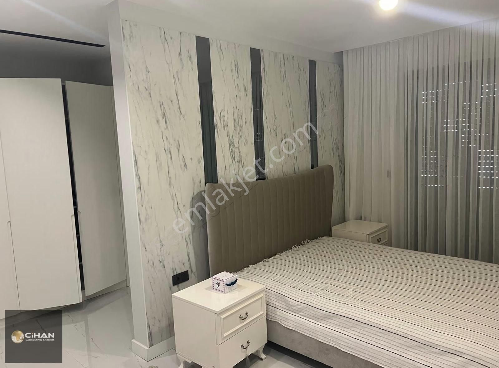 Kuşadası Avm Bölgesinde 6+1 Özel Havuzlu Villa - Görsel 26