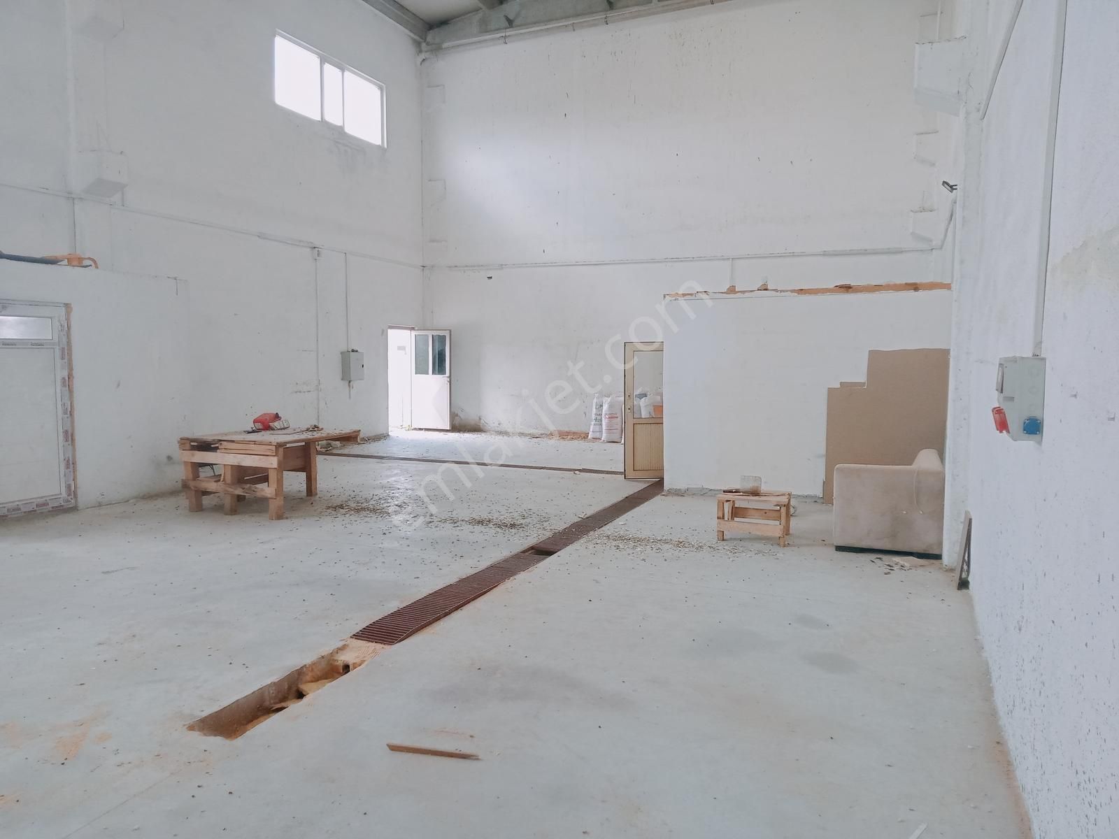 Mamak Ortaköy De Müstakil İmalathane Kiralık