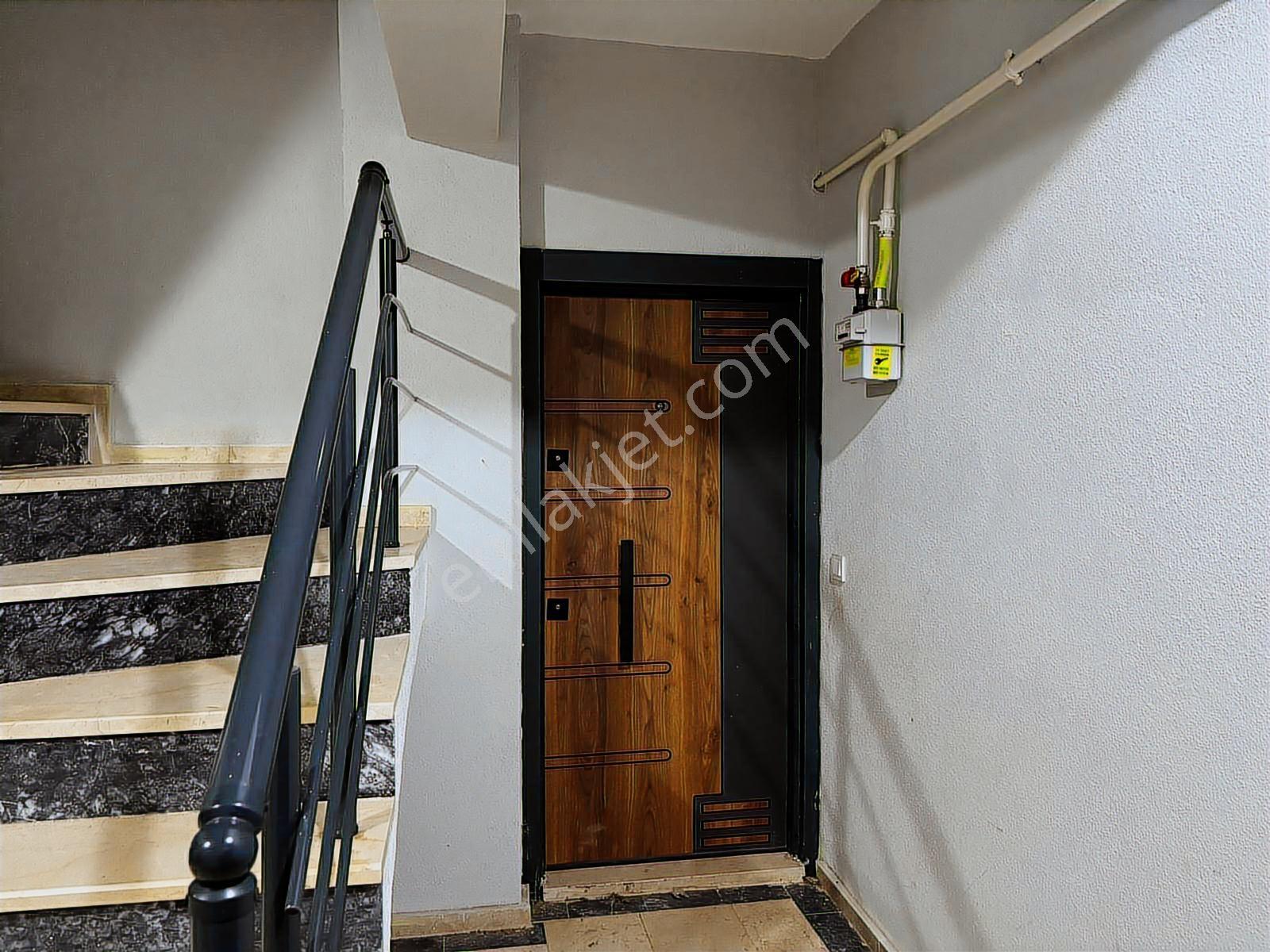 Gölcük Satılık Site İçi Geniş 3+1 Dubleks Daire - Görsel 24