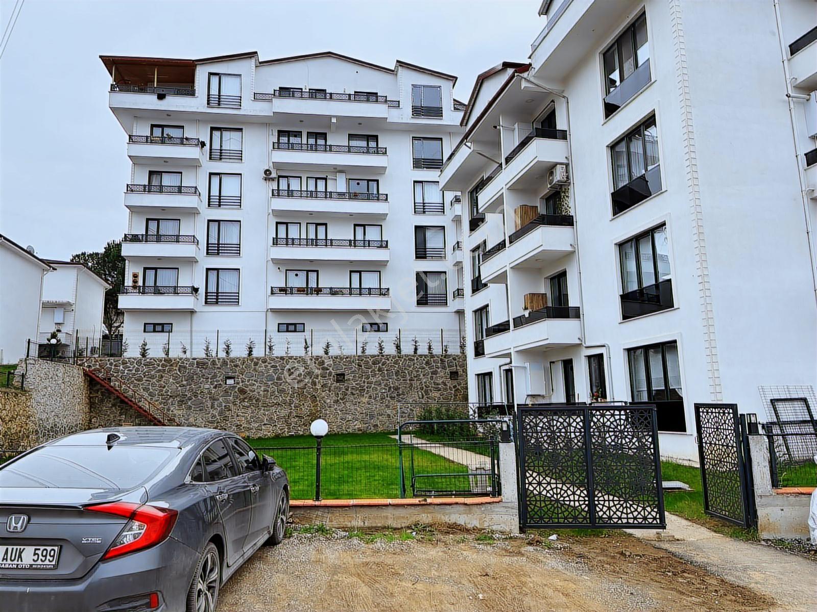 Gölcük Satılık Site İçi Geniş 3+1 Dubleks Daire - Görsel 12