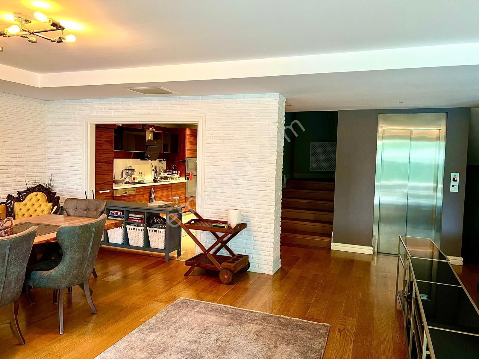 Naturel Gayrimenkul Çamlıca Da Ultra Lüks Eşsiz 7+3 Villa - Görsel 30