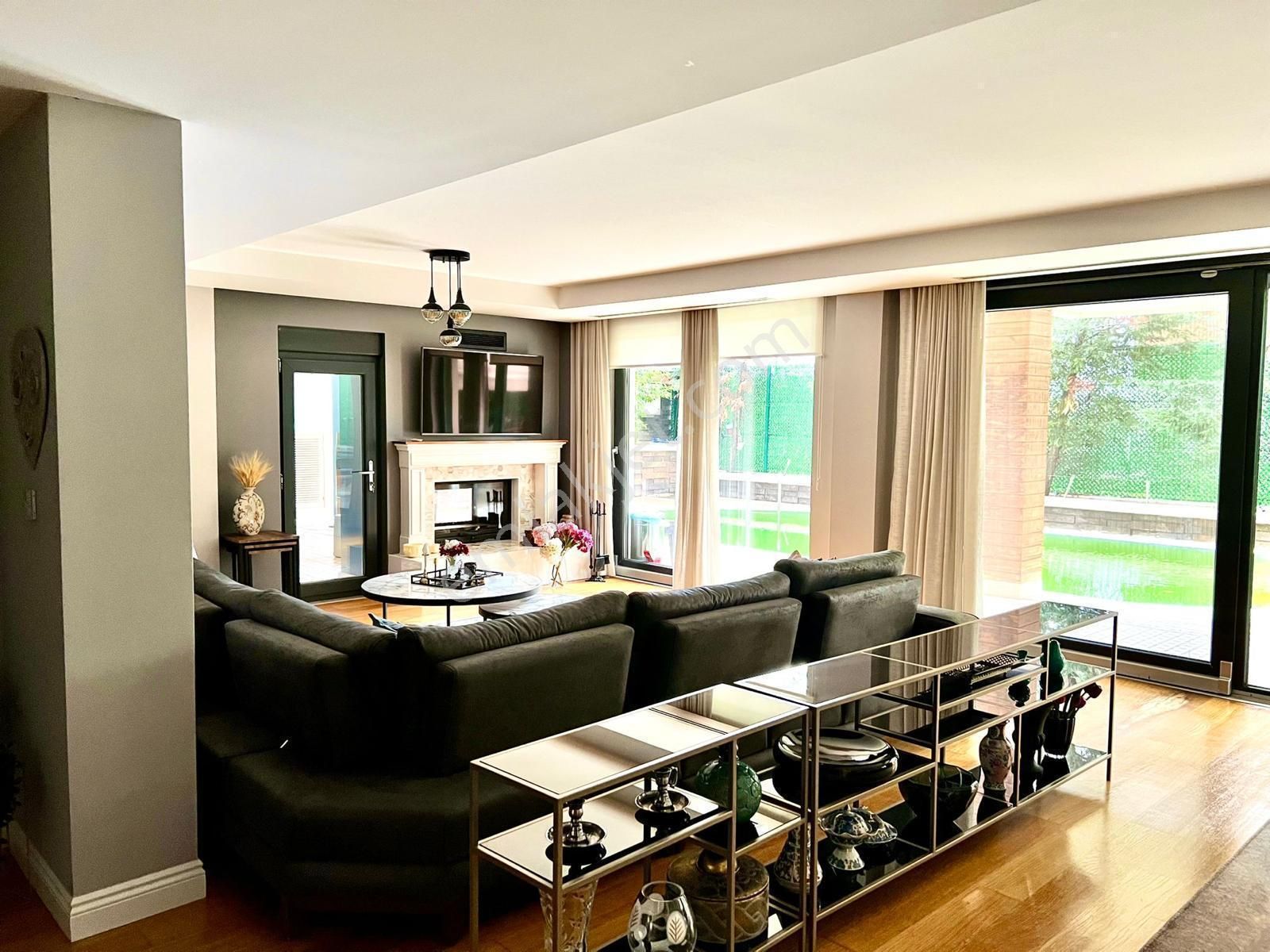 Naturel Gayrimenkul Çamlıca Da Ultra Lüks Eşsiz 7+3 Villa - Görsel 16