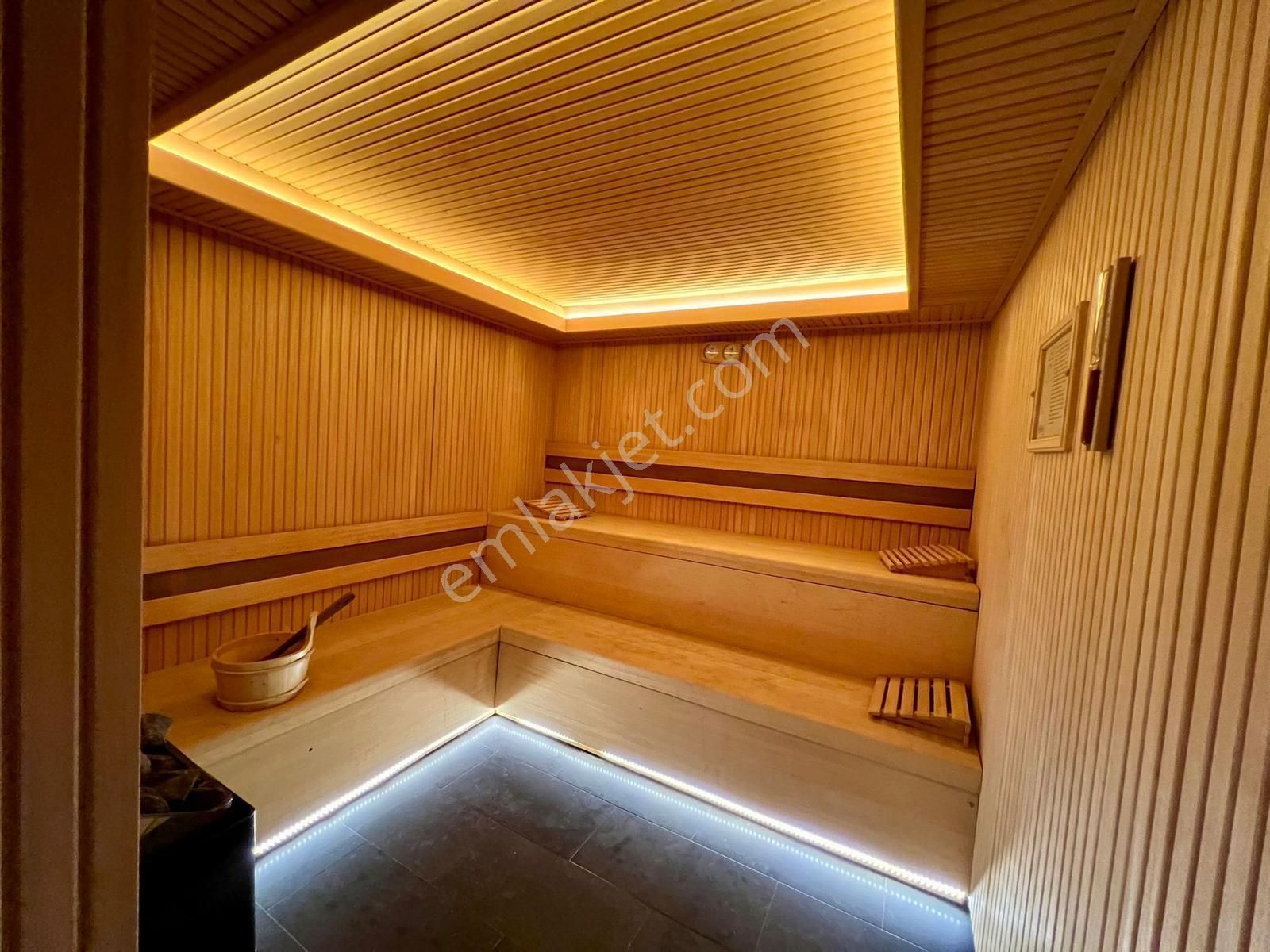 Naturel Gayrimenkul Çamlıca Da Ultra Lüks Eşsiz 7+3 Villa - Görsel 9