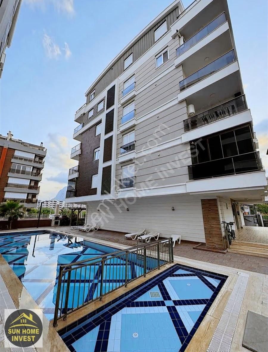 Liman Mahalleside Katta 2 Banyolu Satlık 2+1 Daire