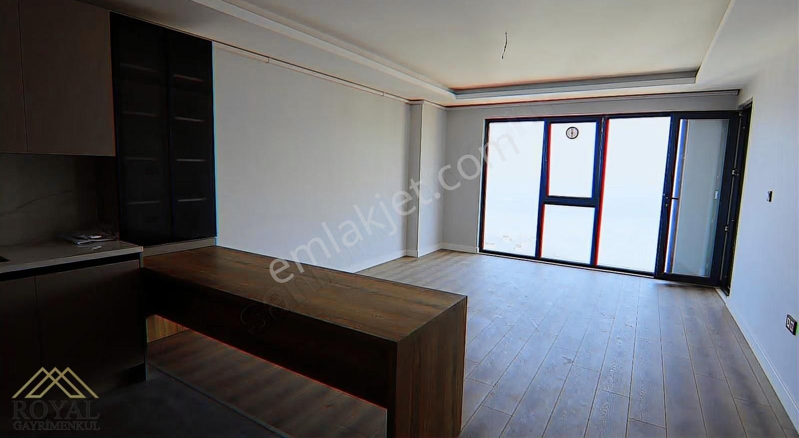 Yalıncak Tratopya'da Kiralık Deniz Manzaralı 2+1 Daire - Görsel 20