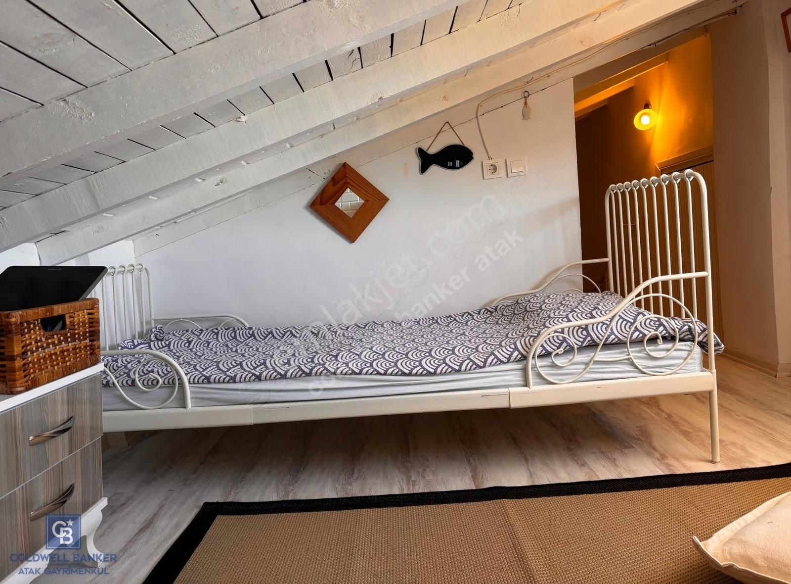 Urla İltur Sitesin'de 3+1 Fırsat Satılık Villa - Görsel 6