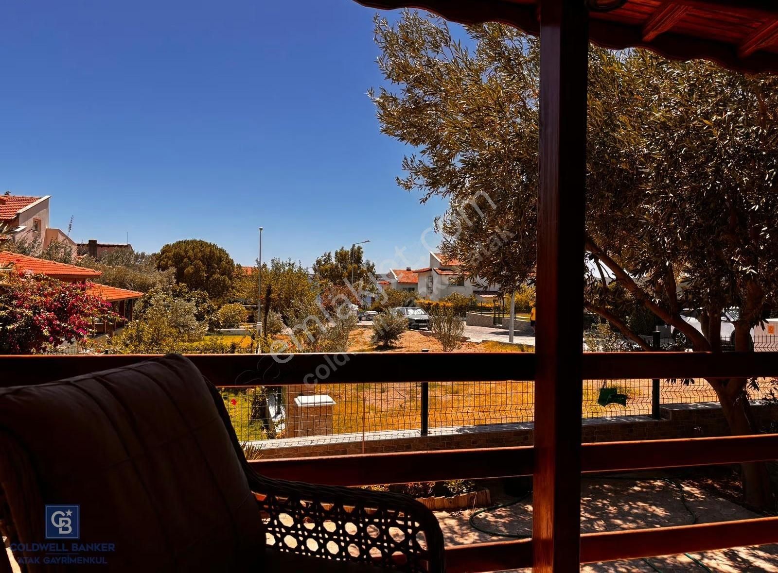 Urla İltur Sitesin'de 3+1 Fırsat Satılık Villa - Görsel 13