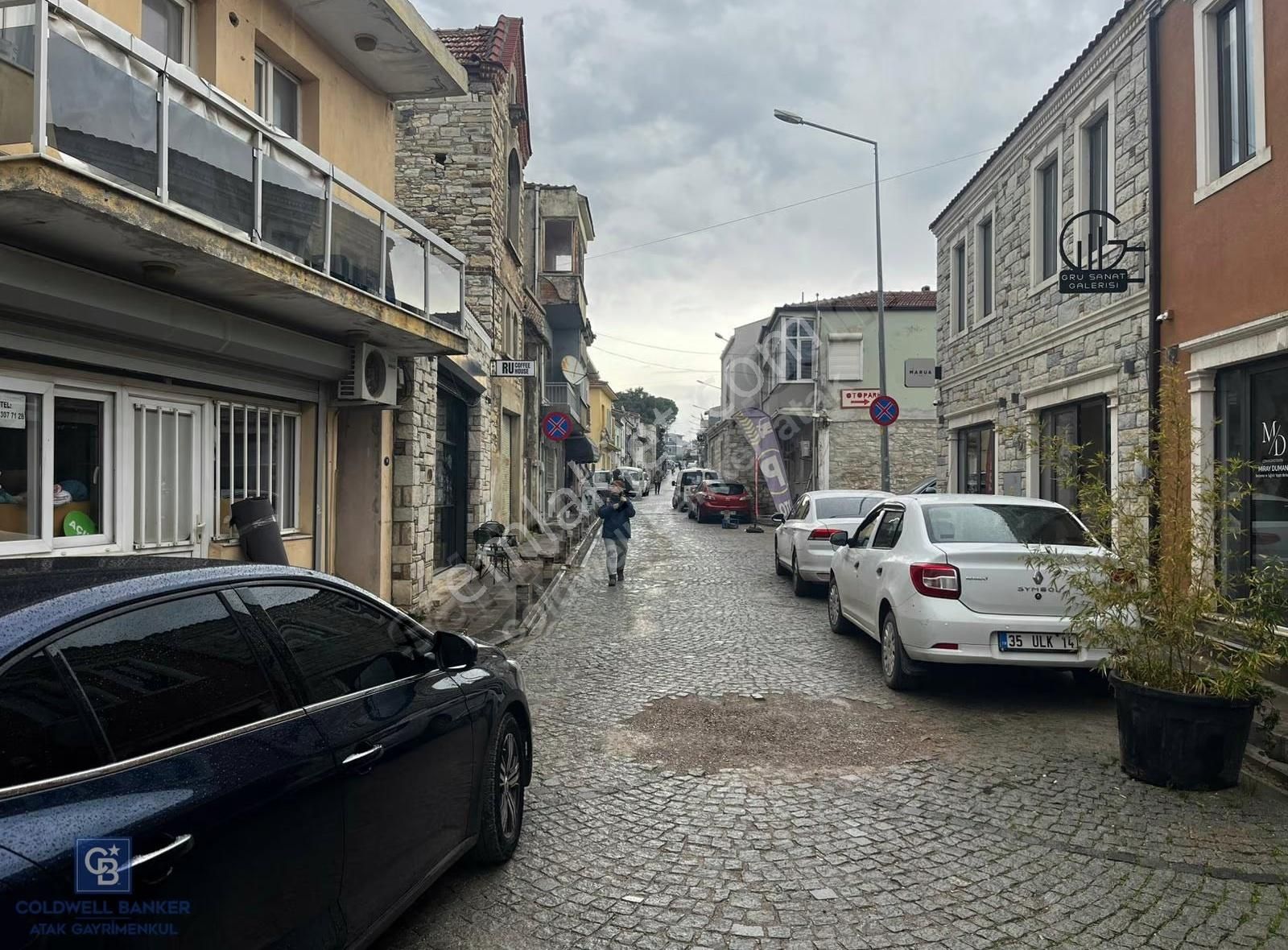 Urla Yelaltı'nda 315 M2 Geniş Kiralık Dükkan/ İşyeri