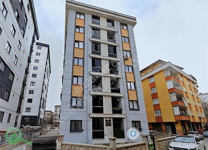 Pendik Çamçeşme'de Satılık 2+1 Daire