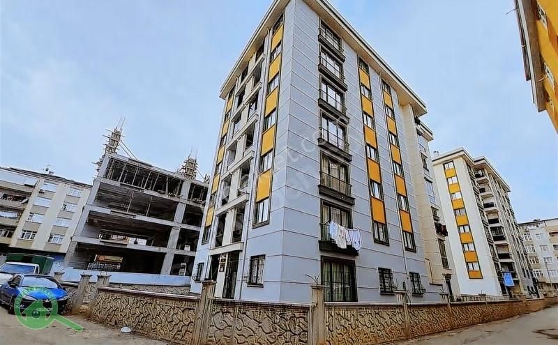 Pendik Çamçeşme'de Satılık 2+1 Daire - Görsel 18