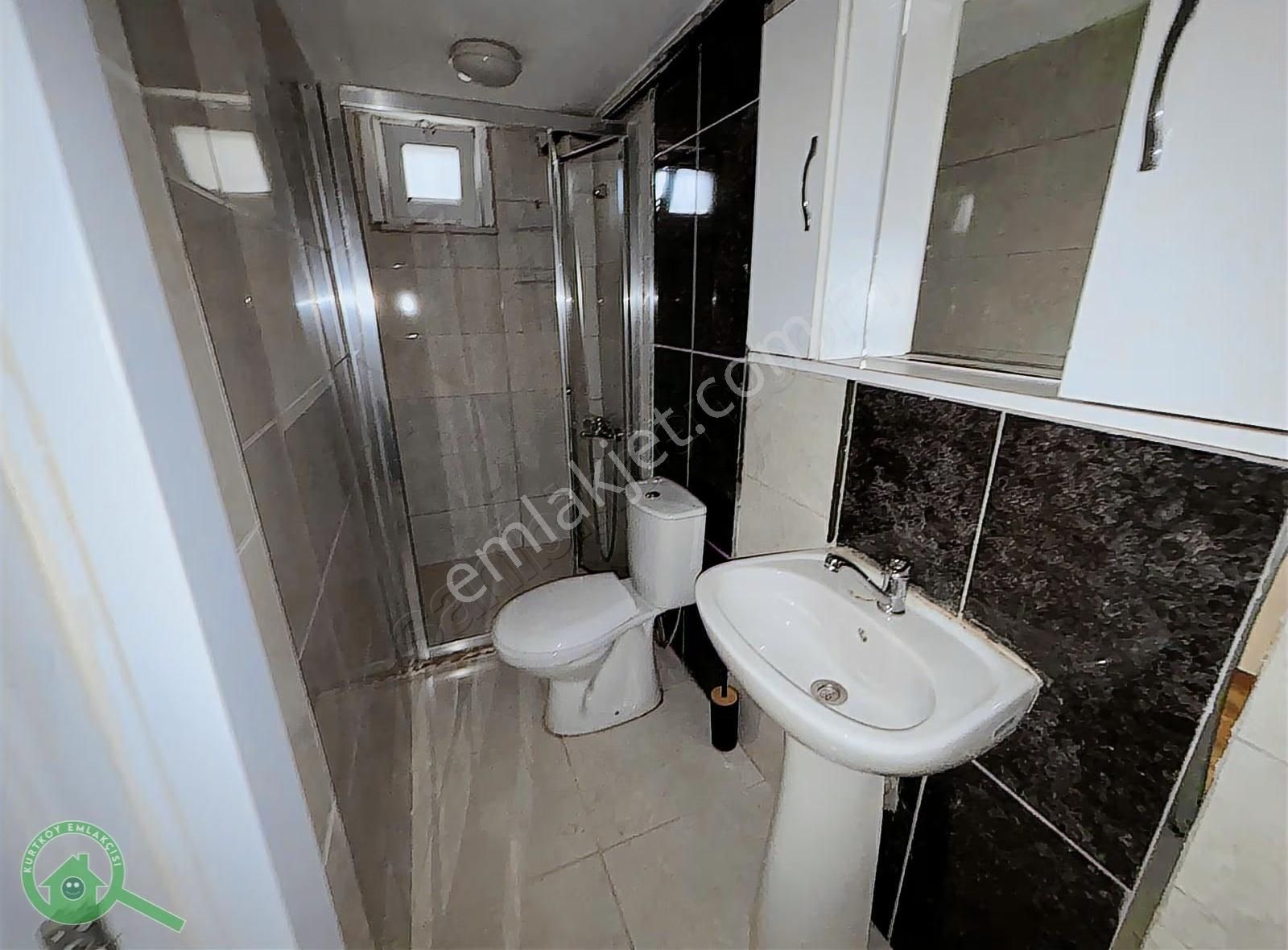 Pendik Sülüntepede Müstakil Binada Bahçe Katı Kiralık 1+1 Daire - Görsel 13