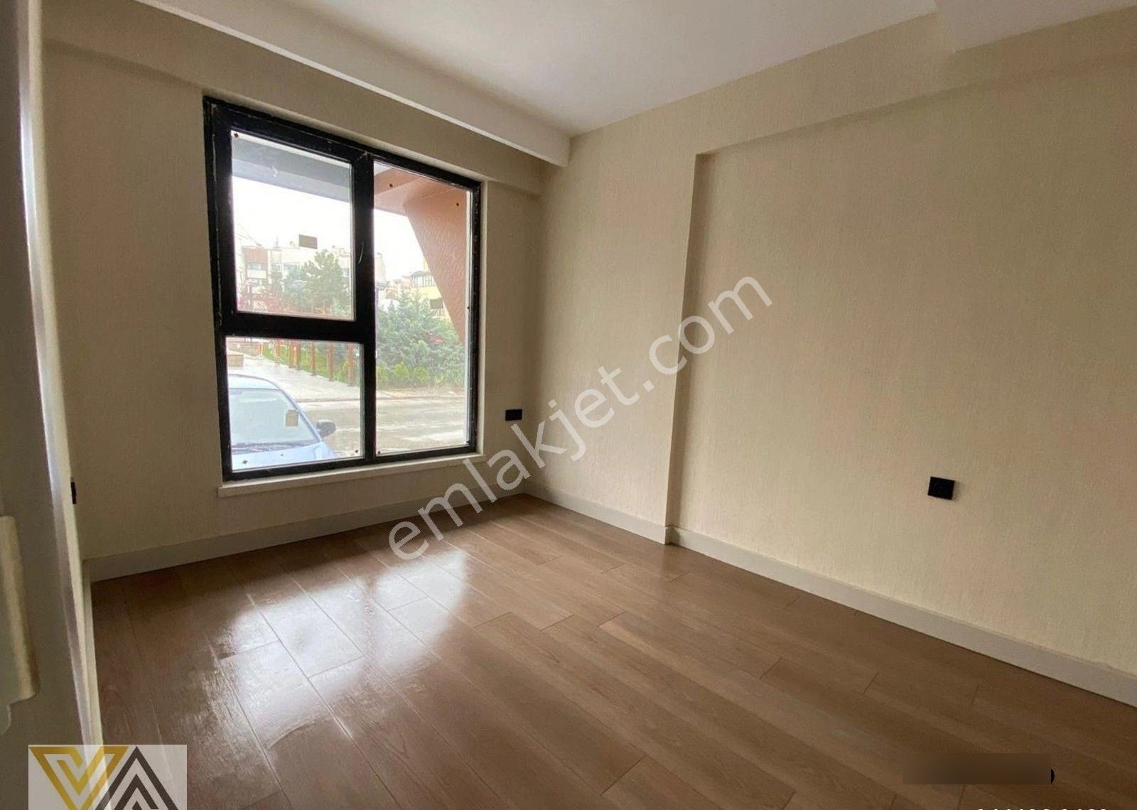 Valentia'dan Birlik Mahallesinde 1+1 Satılık Fırsat Daire !!! - Görsel 2