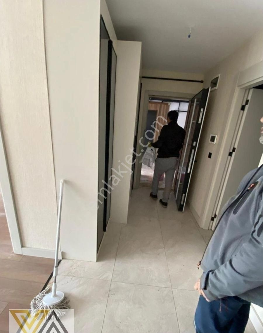 Valentia'dan Birlik Mahallesinde 1+1 Satılık Fırsat Daire !!! - Görsel 3