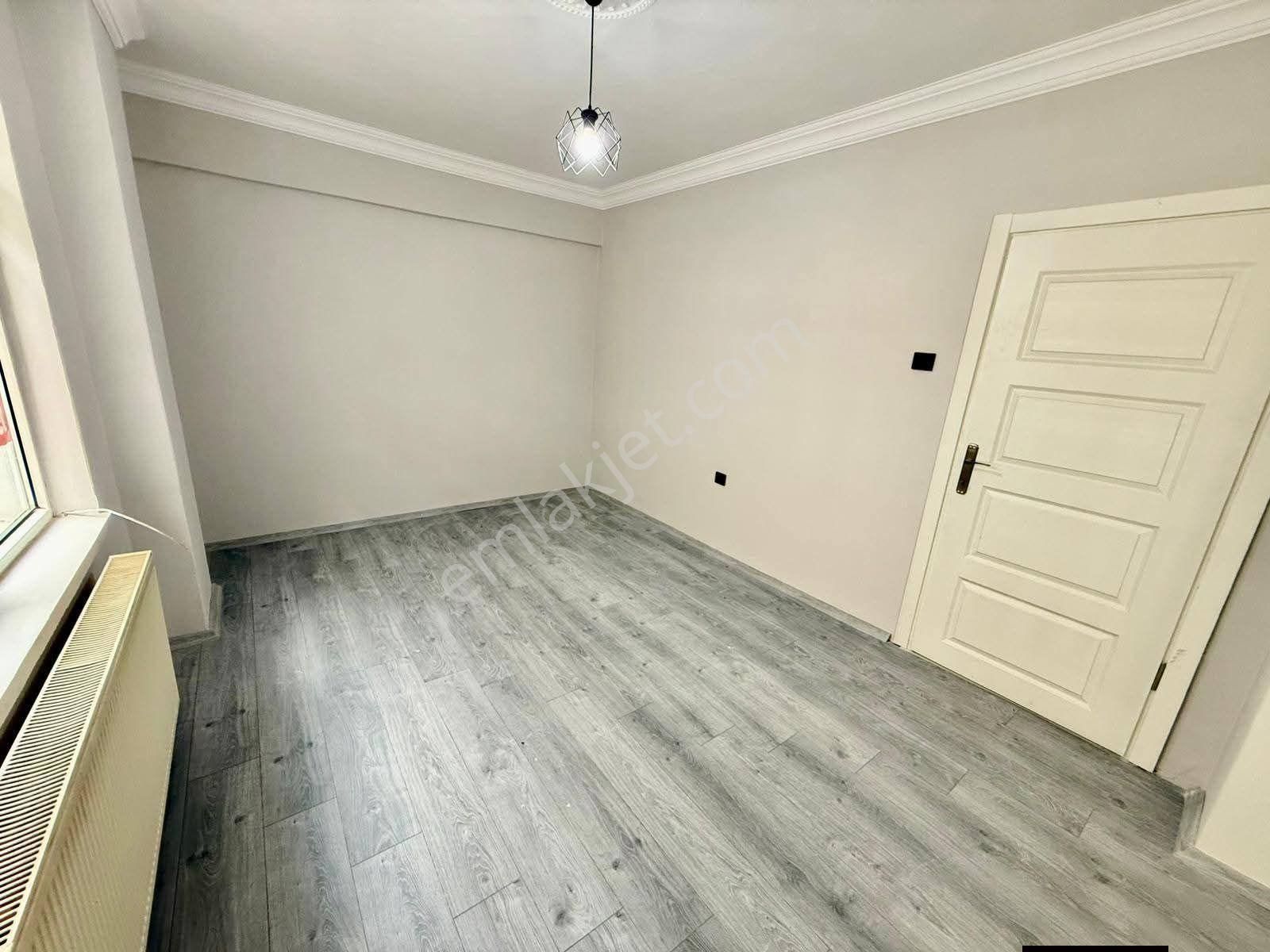 Samsun İlkadım Rasathane Mahallesi'nde İçi Yapılı 1.kat 2+1 Satılık Daire - Görsel 15