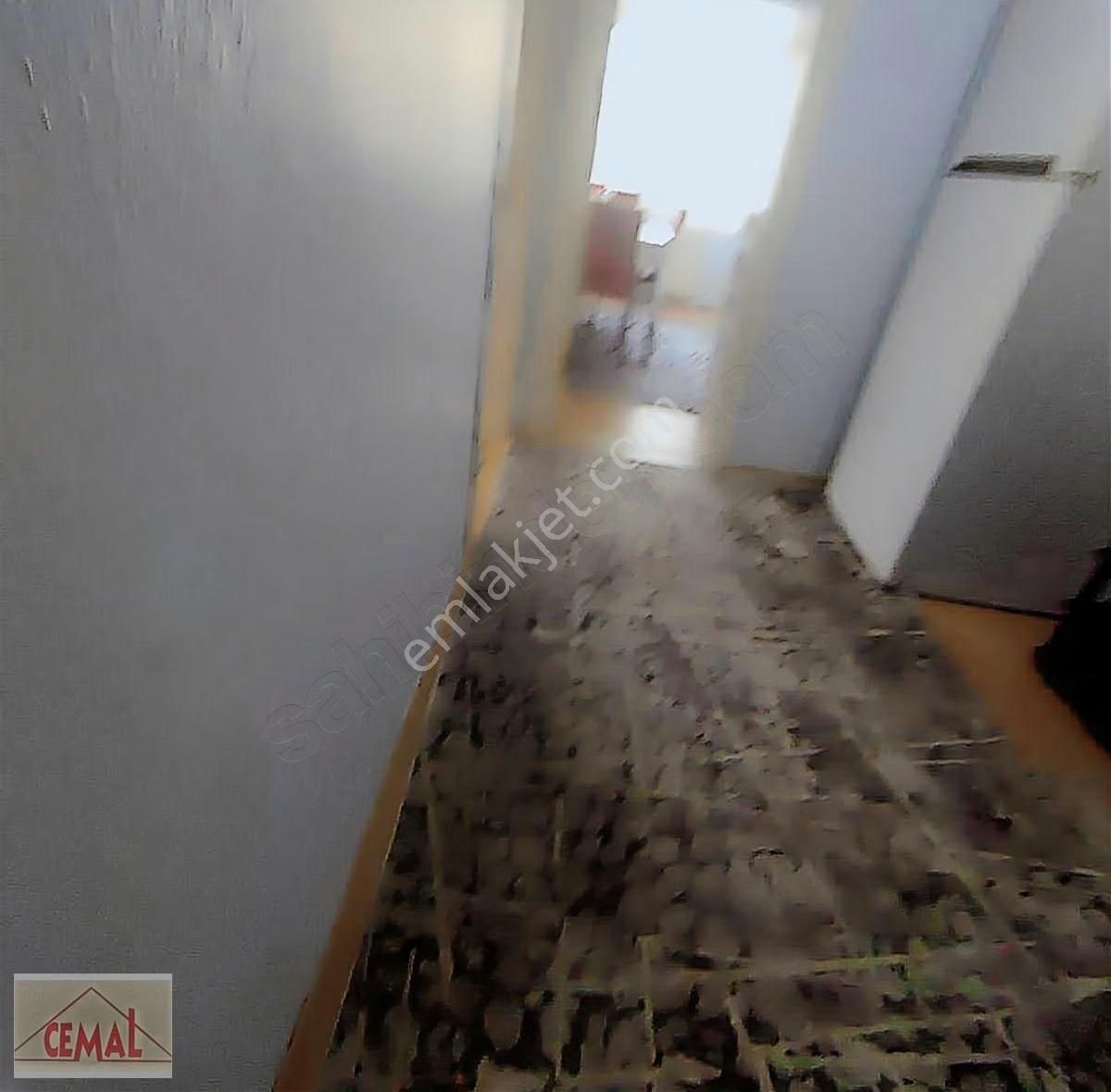 Cemal Emlak Bursa Yıldırım Yeşil Meydancık D.hatun Karşısı Kombi - Görsel 11