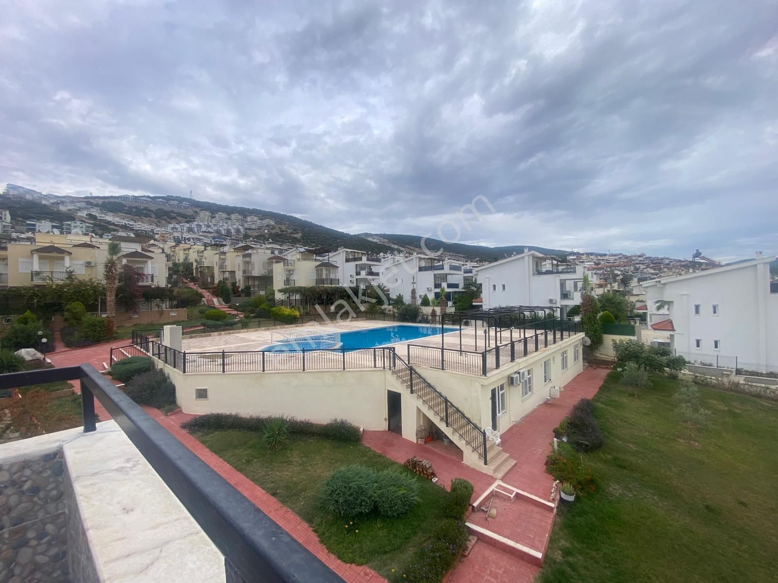 Akbük’te Eşsiz Manzaralı, Düz Girişli 3+1 Lüks Çatı Dubleks - Görsel 16