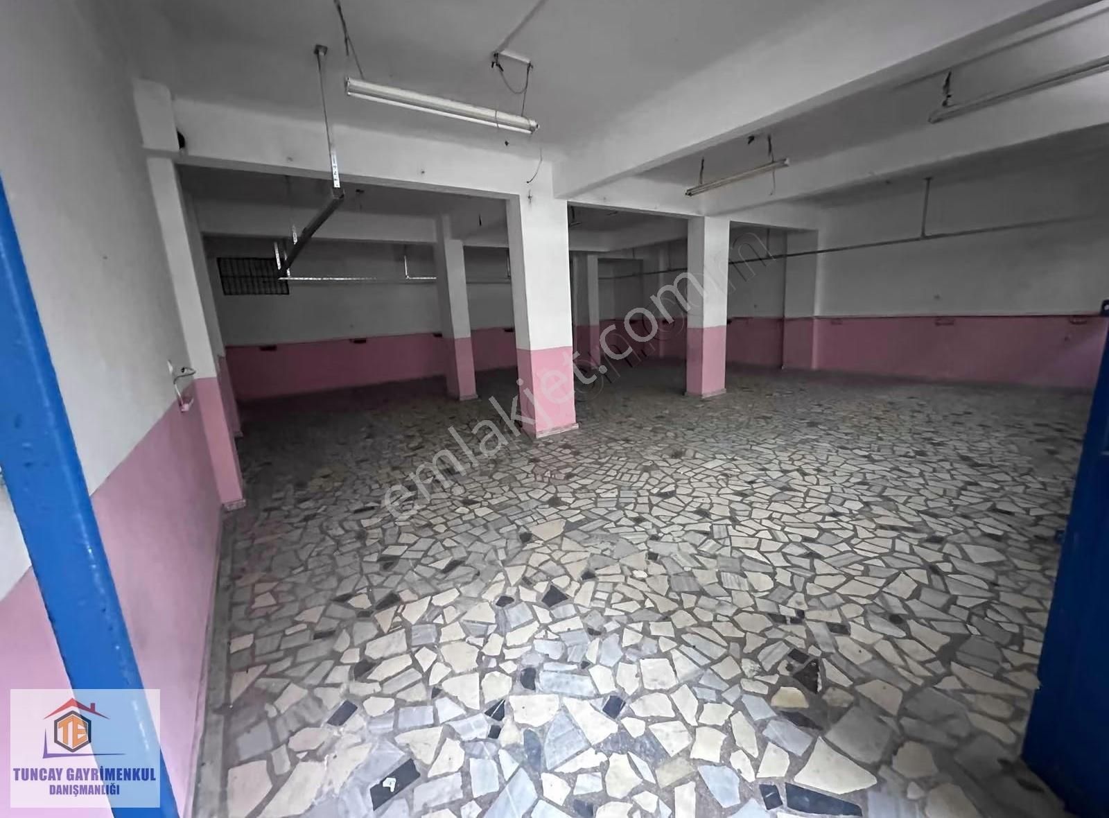 Merkez Mah 180 M2 Kiralık Dükkan Atölye İmalat Depoya Uygun - Görsel 3