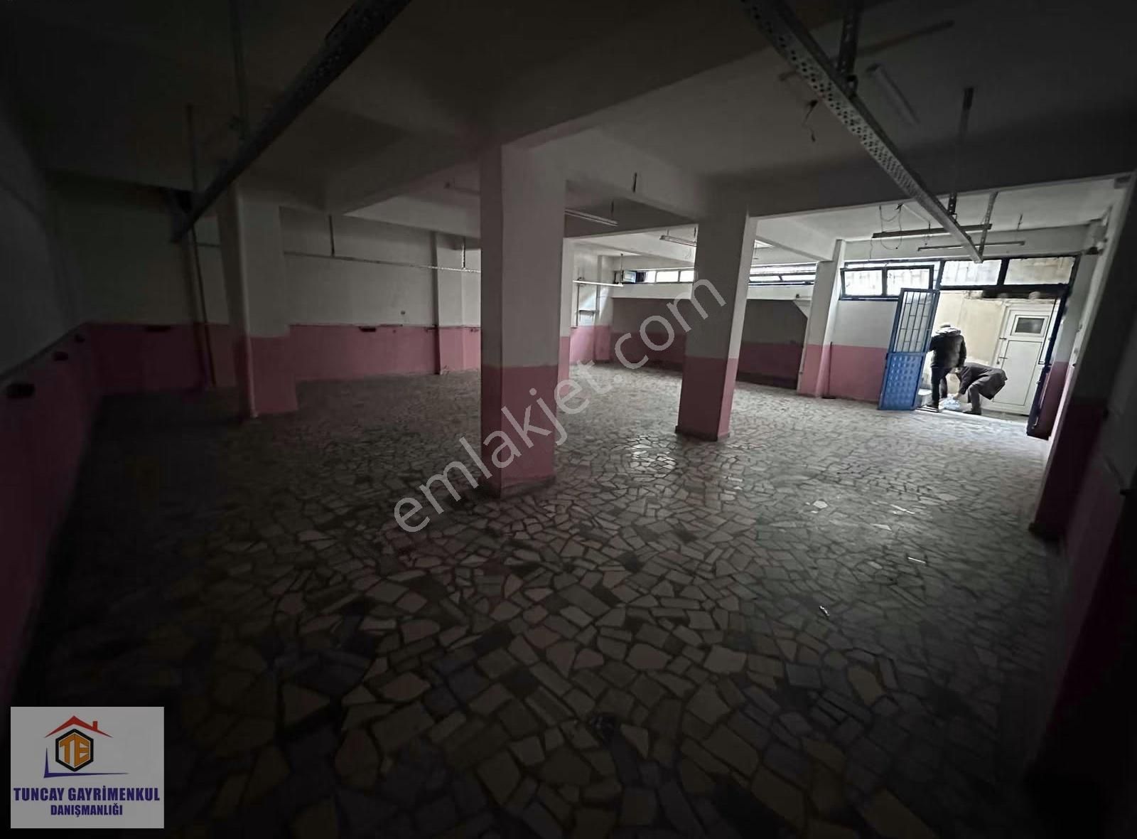 Merkez Mah 180 M2 Kiralık Dükkan Atölye İmalat Depoya Uygun - Görsel 9