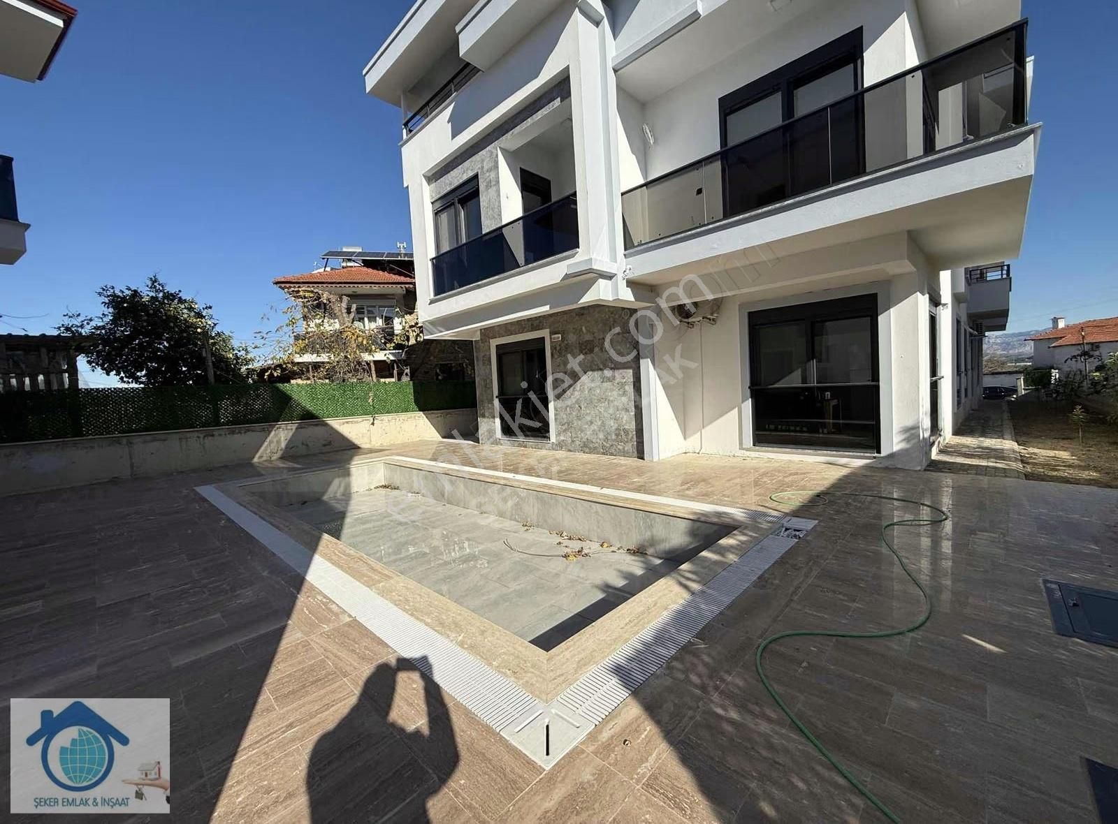 Ilıcada Satılık Havuzlu Lüx Arakat Daire Manzarali - Görsel 13