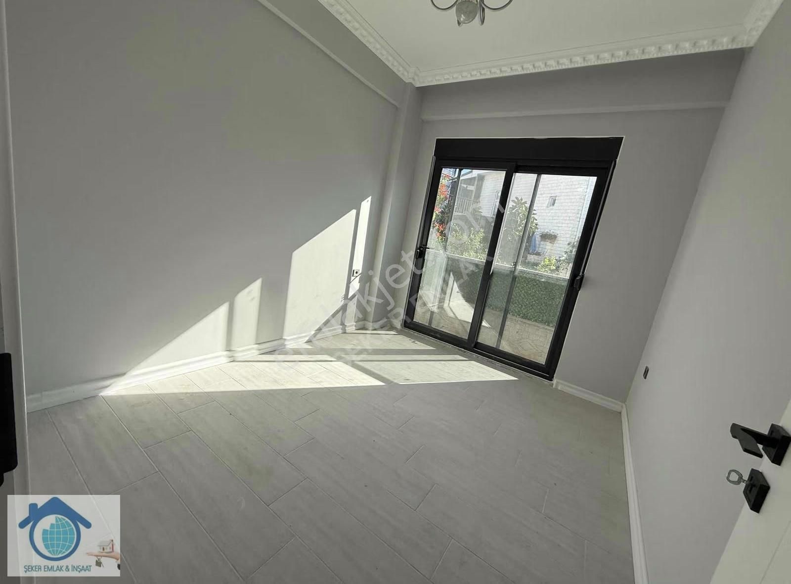 Ilıcada Satılık Havuzlu Lüx Arakat Daire Manzarali - Görsel 12