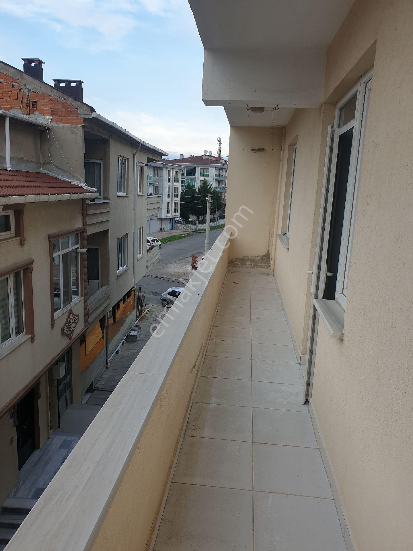 Tekirdağ Çorlu Çobançeşme Mahallesinde 95m2 Kiralık 2+1 Daire - Görsel 12