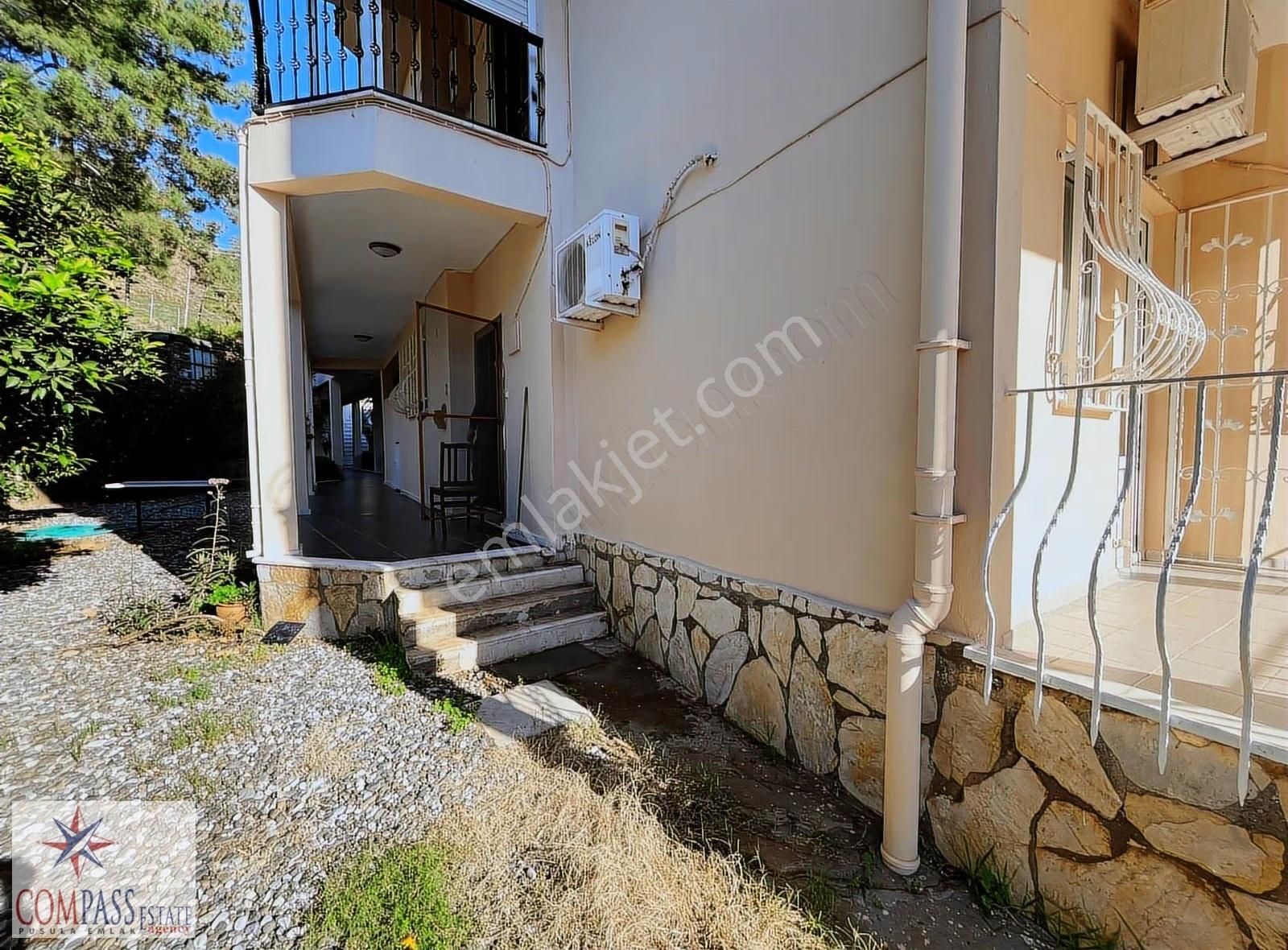 Marmaris İçmelerde Eşyalı Havuzlu Bahçeli 2+1 Kiralık Daire - Görsel 14