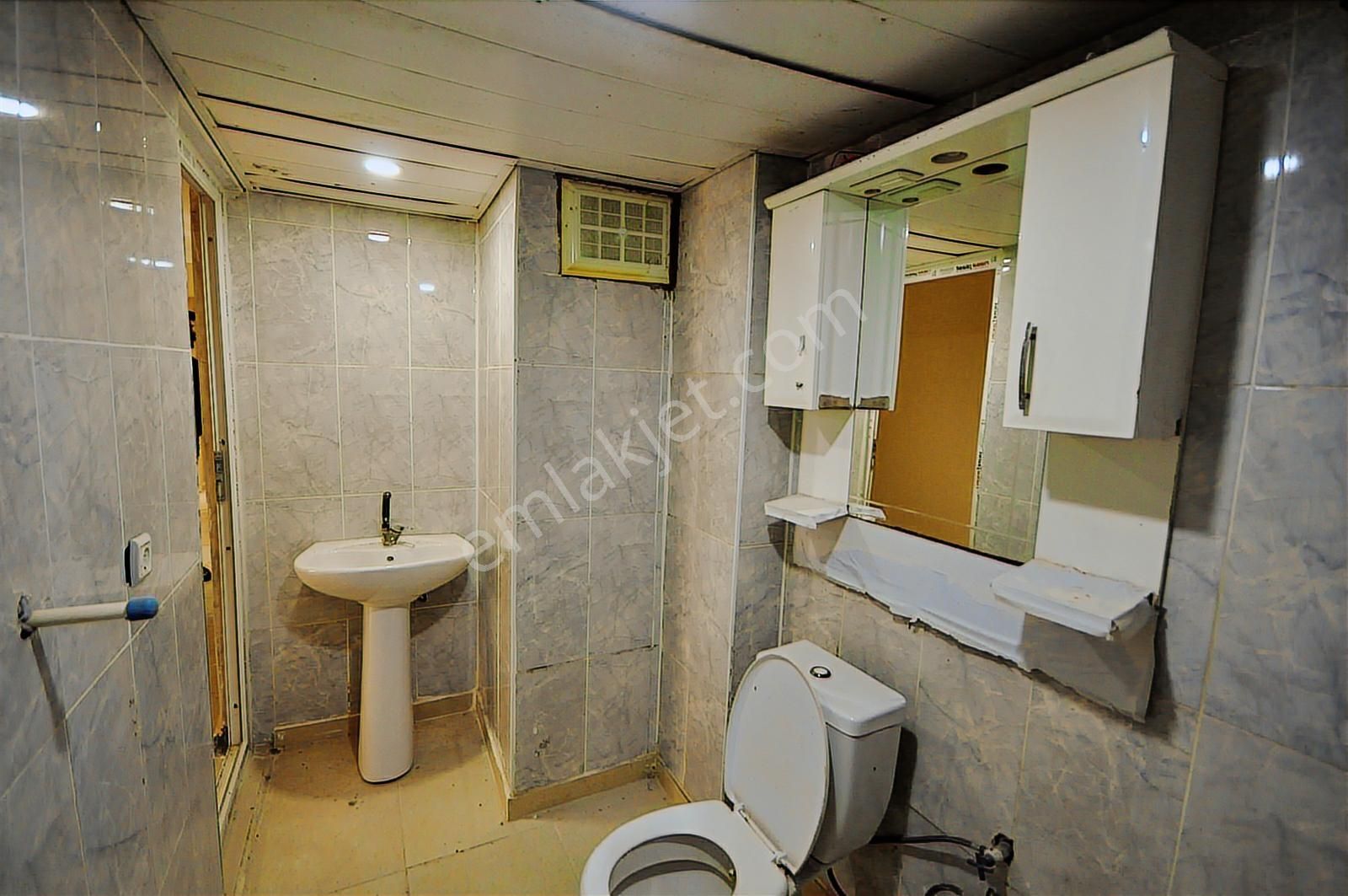 Coldwell Banker'dan Mehmetçikte Kiralık 3+1 Daire (giriş Kat) - Görsel 7