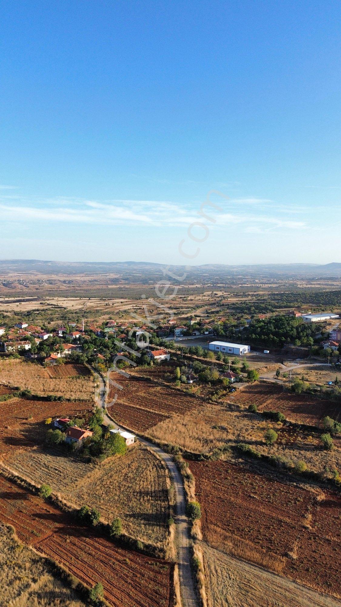 Uşak/karahallı/külköy’de 823m2 İmarlı Arsa - Görsel 2