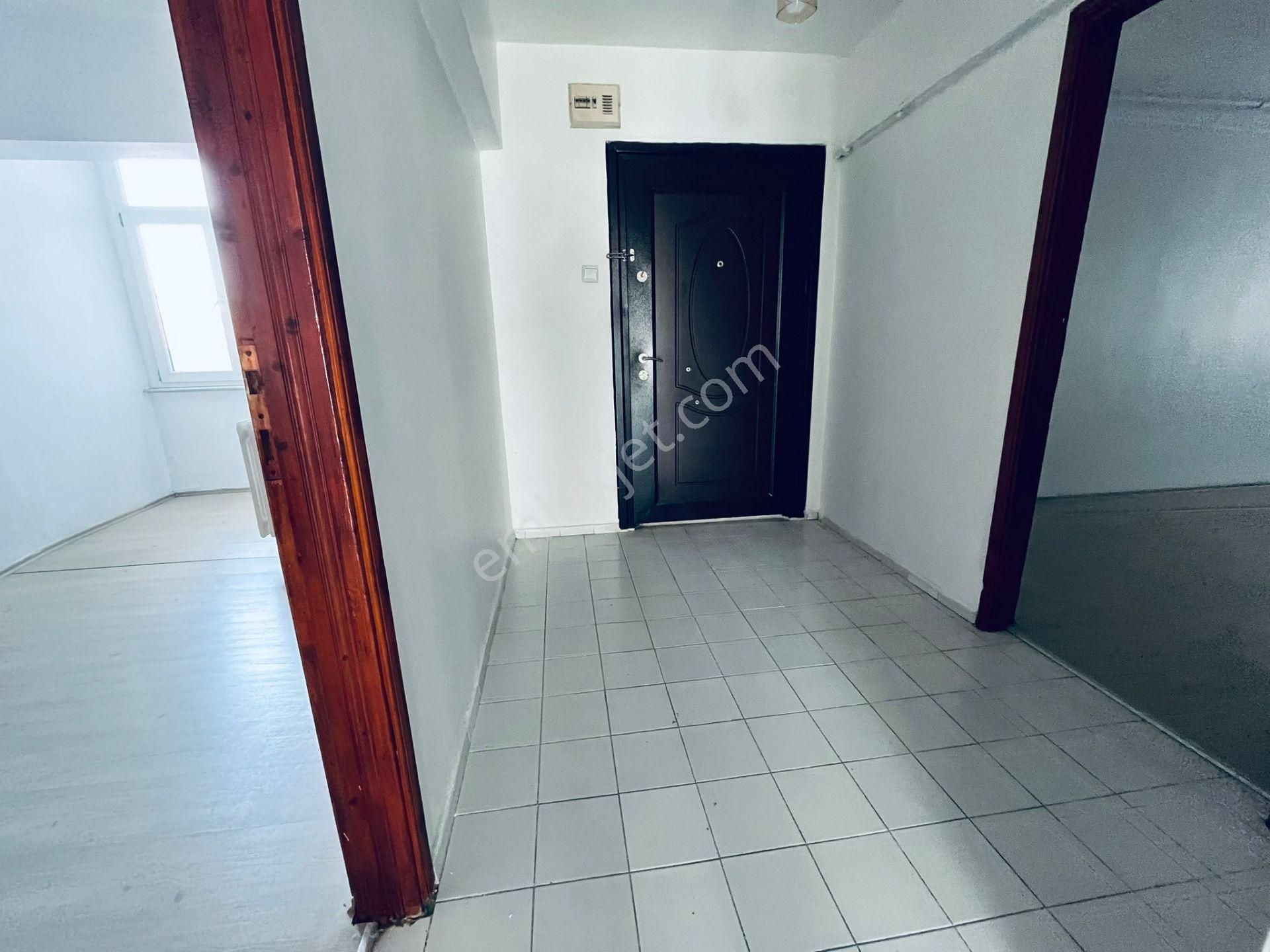 Mudanya Ömerbey Mah. - Mudanyanın Kalbinde 2+1 Satılık Daire - Görsel 2