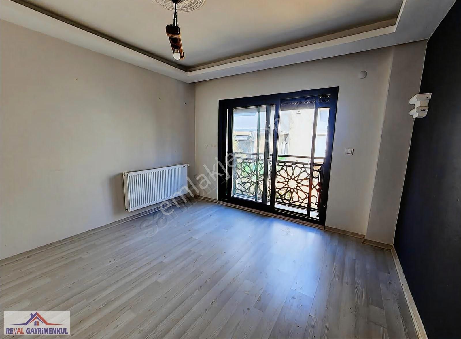 Real'den Barbaros'da Daire Fiyatına Çok Geniş 4+1 Villa - Görsel 32