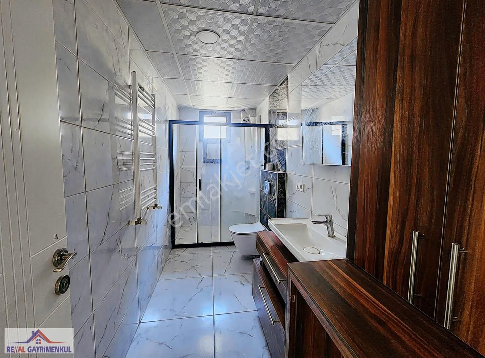 Real'den Barbaros'da Daire Fiyatına Çok Geniş 4+1 Villa - Görsel 25