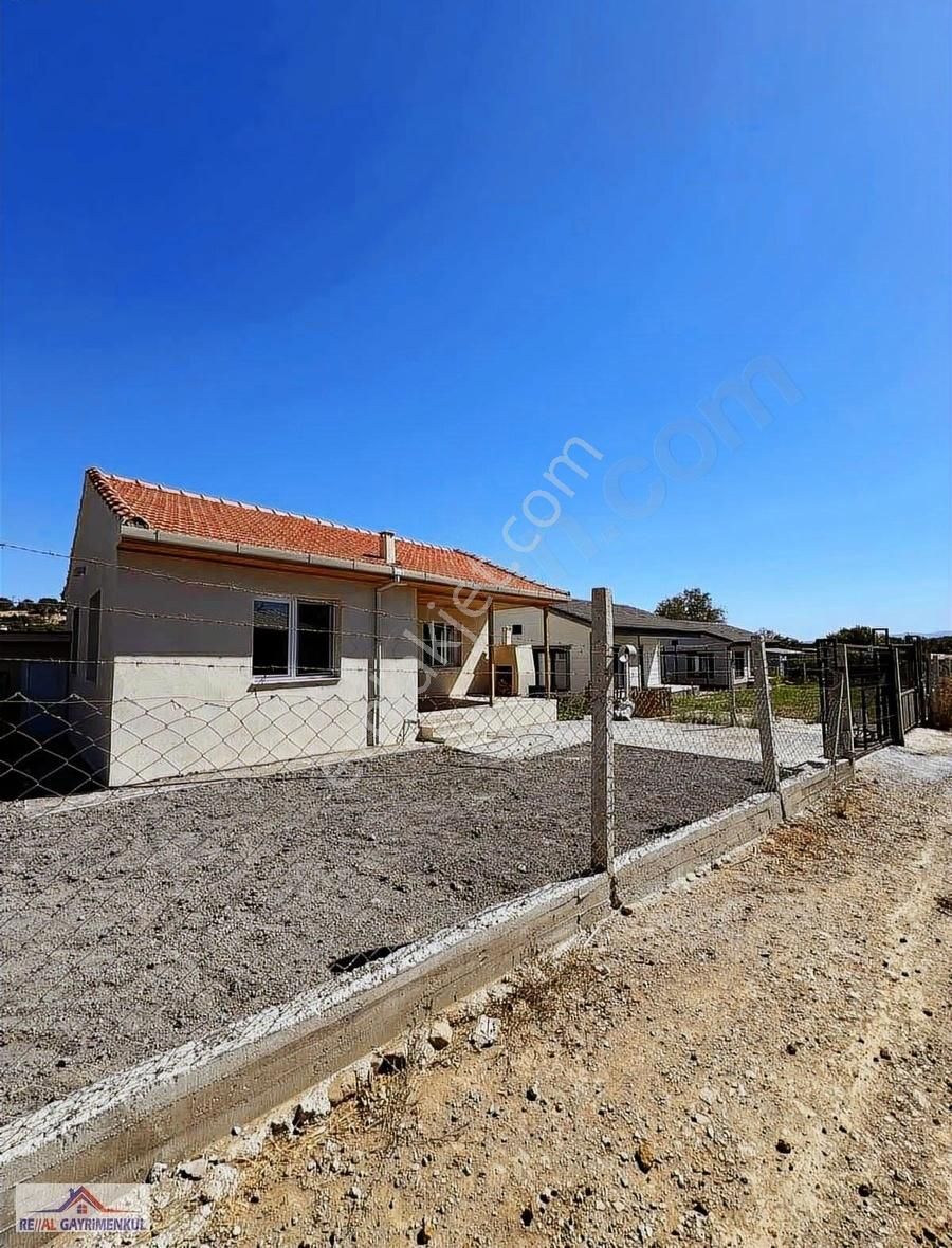 Real'den Menderes Dereköyde 400 M2 Hisse Tapu - Görsel 4