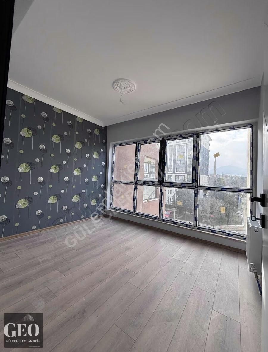 Karapürçek Mh Ferah Park Sitesi 4+1 - Görsel 32