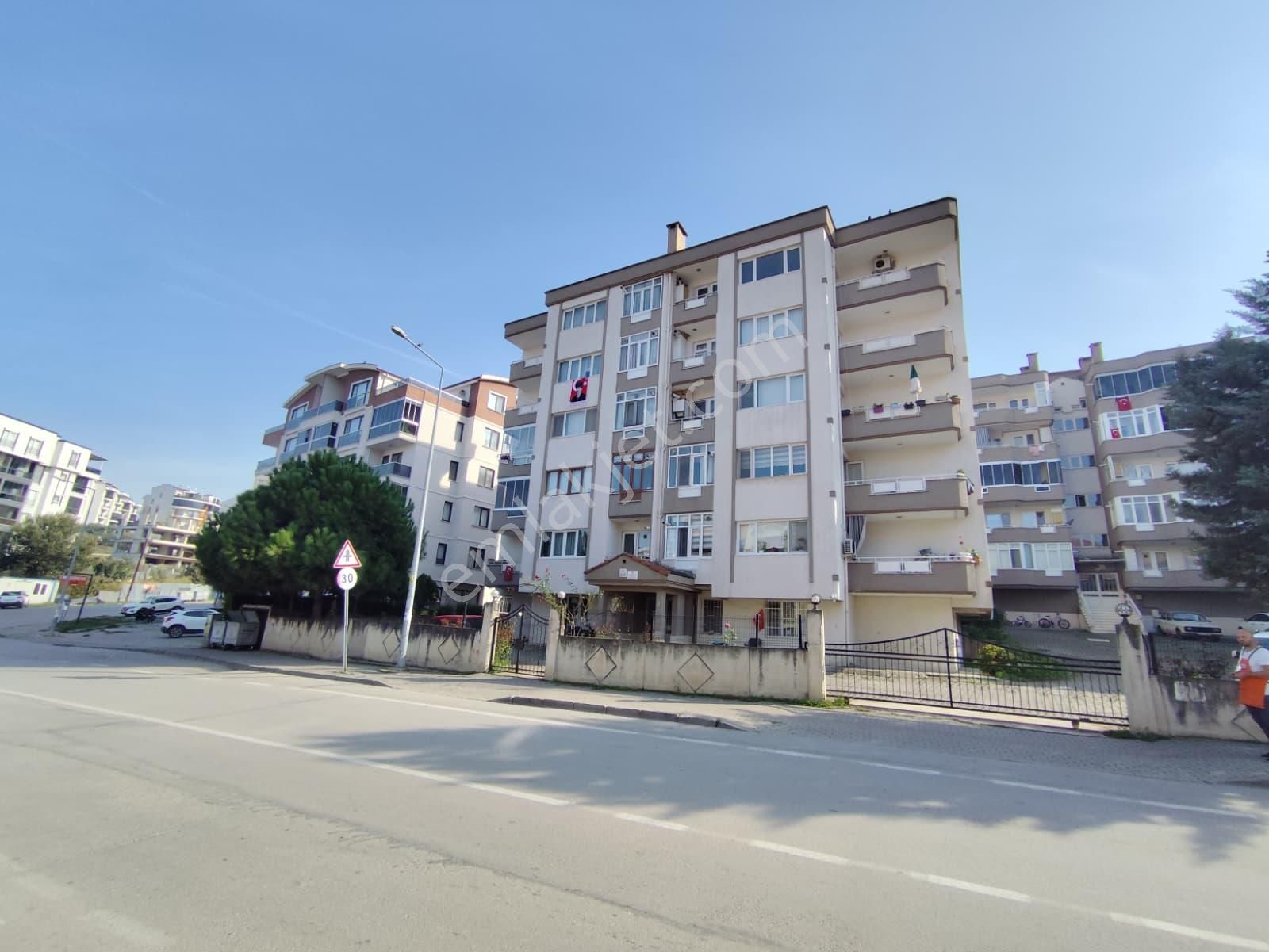 Güzelyalı Siteler Mah. - Merkezi Konumda Kiralık 3+1 Daire - Görsel 19