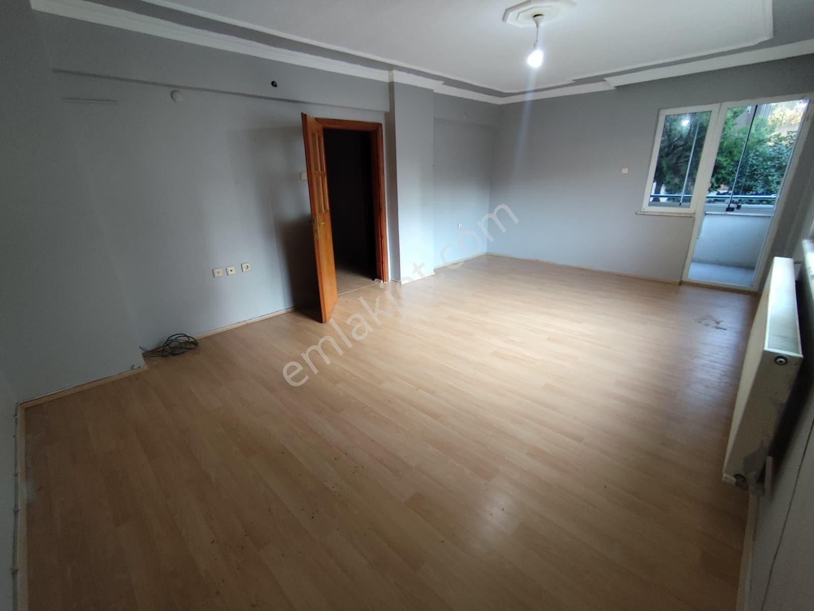 Güzelyalı Siteler Mah. - Merkezi Konumda Kiralık 3+1 Daire - Görsel 5
