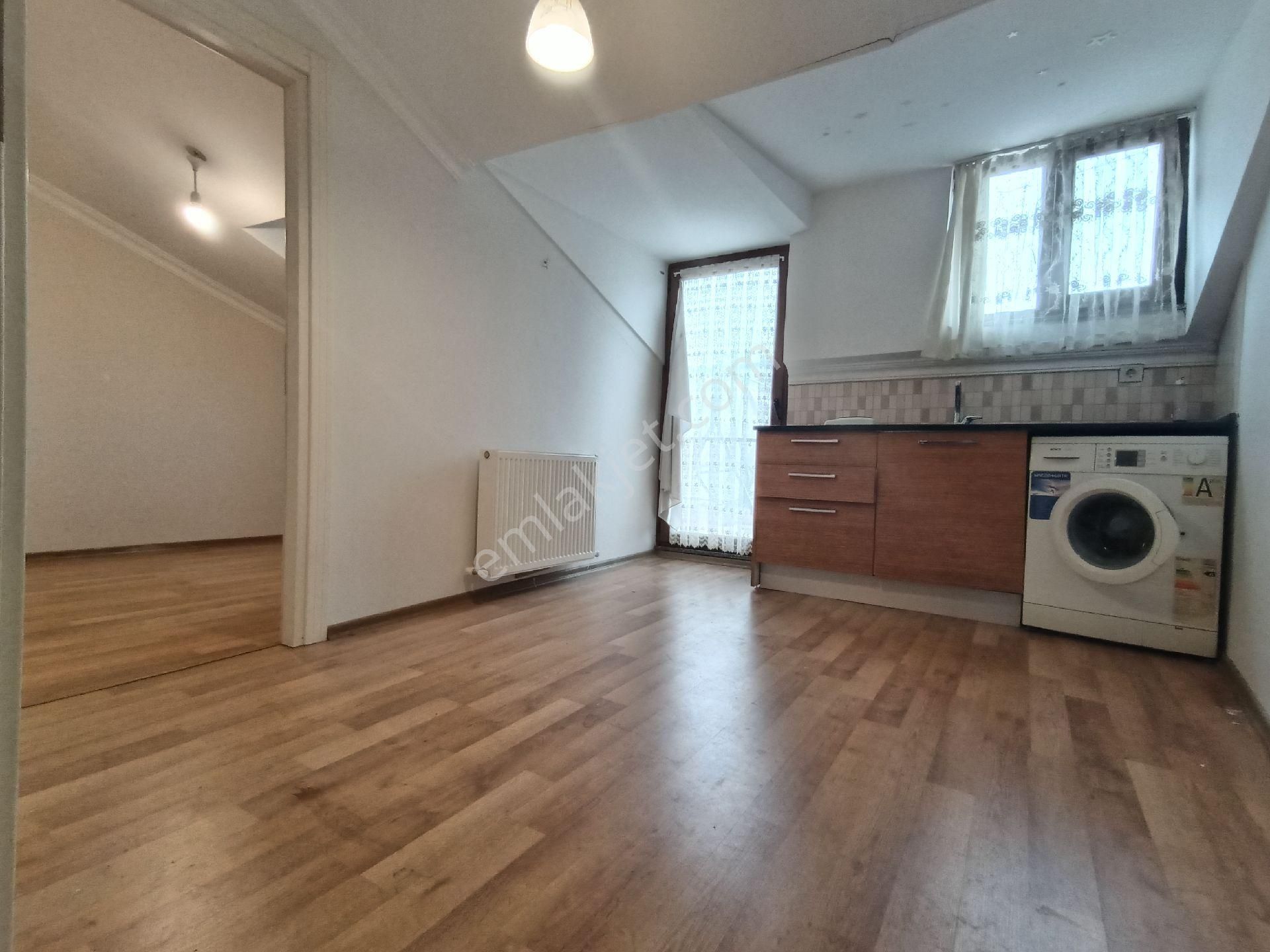 Üsküdar Da Valide İ Atik Mh De 1+1 Şeklinde Ayrı Mutfakli - Görsel 26