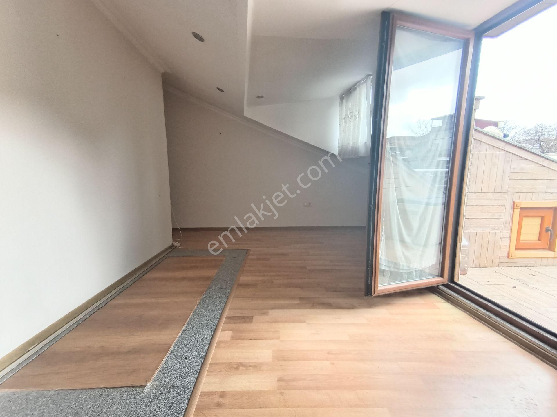 Üsküdar Da Valide İ Atik Mh De 1+1 Şeklinde Ayrı Mutfakli - Görsel 8