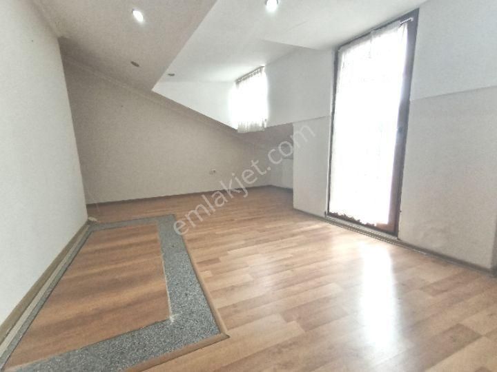 Üsküdar Da Valide İ Atik Mh De 1+1 Şeklinde Ayrı Mutfakli - Görsel 3