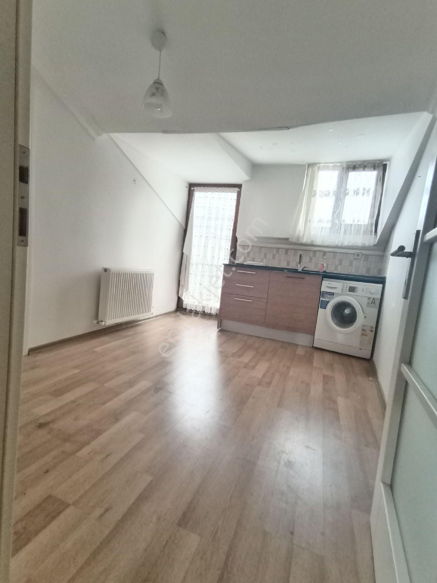 Üsküdar Da Valide İ Atik Mh De 1+1 Şeklinde Ayrı Mutfakli - Görsel 24