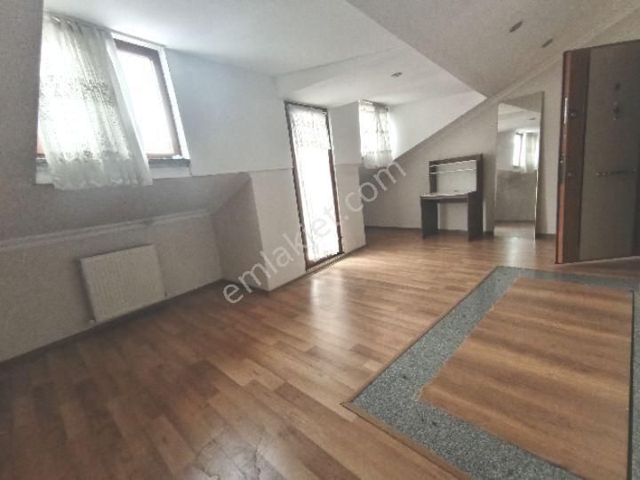 Üsküdar Da Valide İ Atik Mh De 1+1 Şeklinde Ayrı Mutfakli - Görsel 11