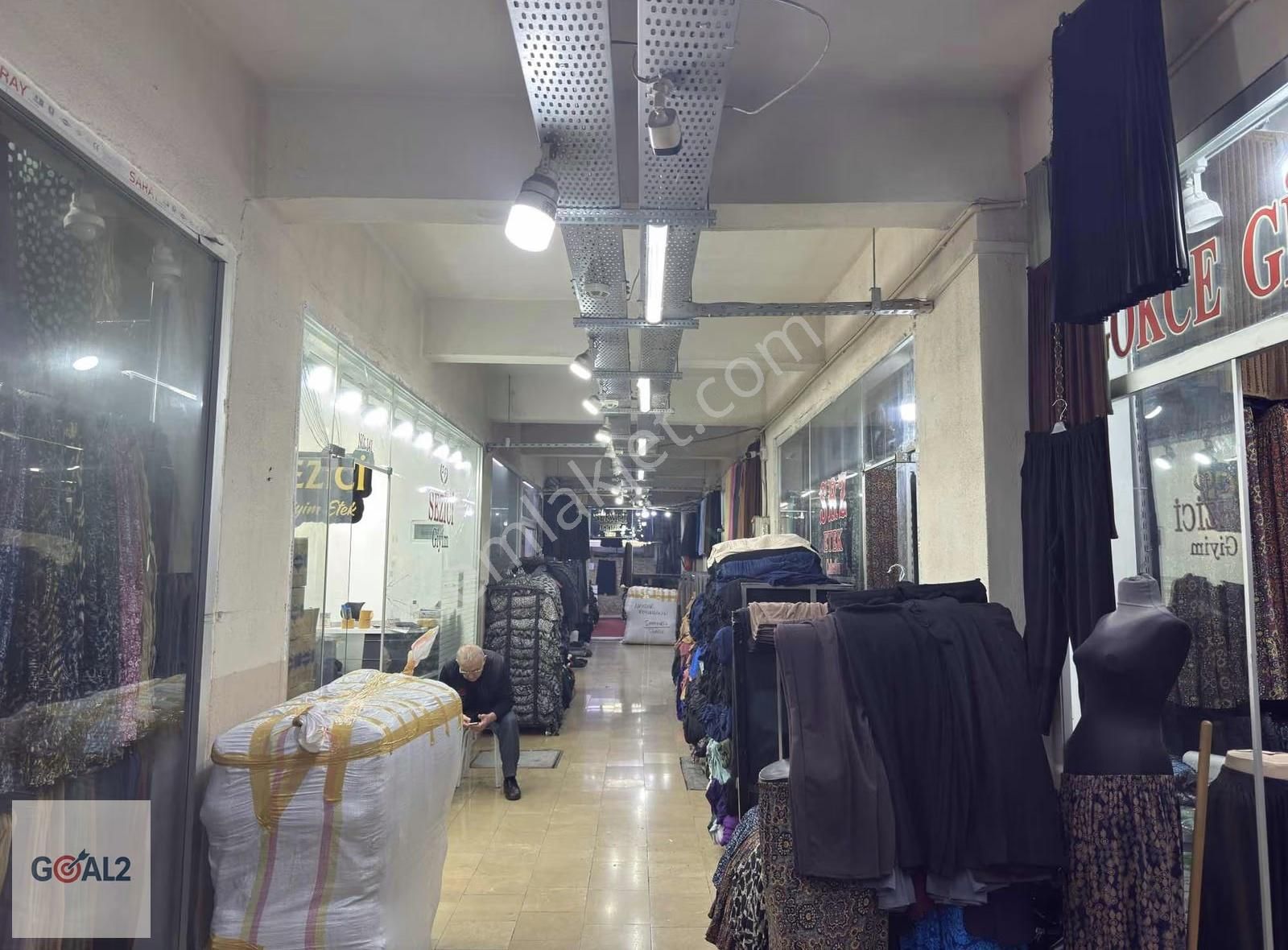 Mahmutpaşa Öztaş Pasajında Kiracılı 35 M² Dükkan | Yatırımlık - Görsel 9