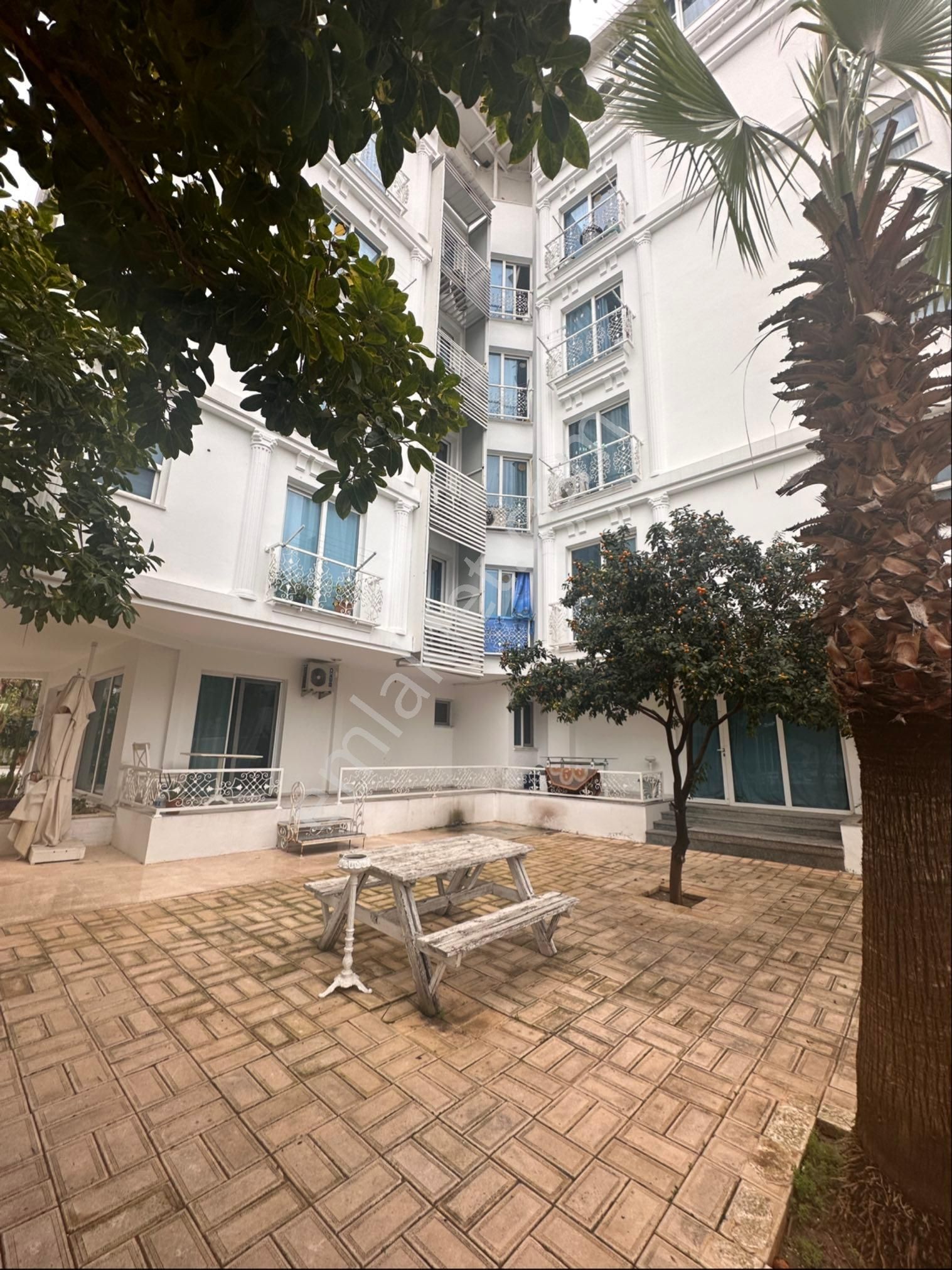 Konyaaltı Liman Mahallesi 1+1 Eşyalı Satılık Daire - Görsel 21