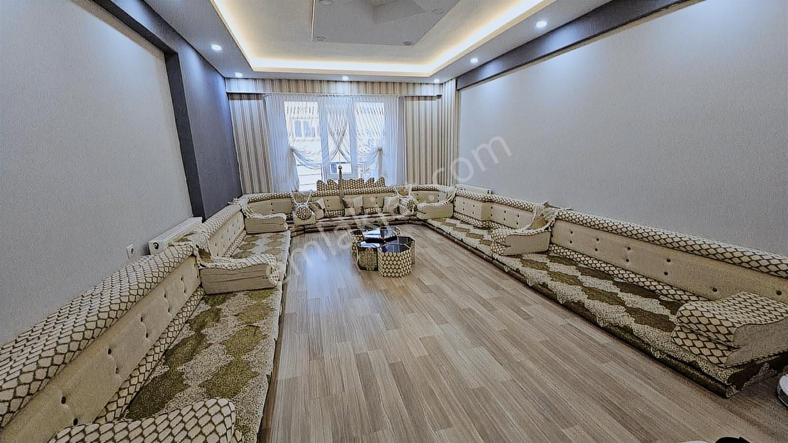 Ulaş Emlaktan Akpıyar Diyarbakır Yoluna Yakın 3+1 Uygun Daire - Görsel 2