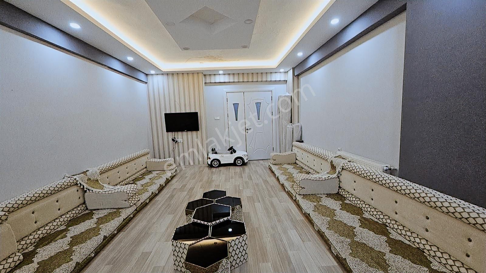 Ulaş Emlaktan Akpıyar Diyarbakır Yoluna Yakın 3+1 Uygun Daire - Görsel 12