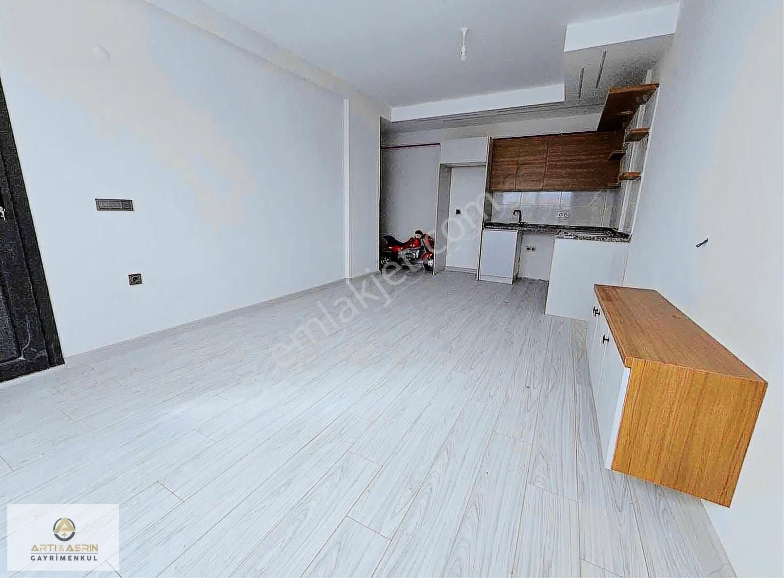 Kuşadası Şehir Merkezinde Satılık Daire - Görsel 13