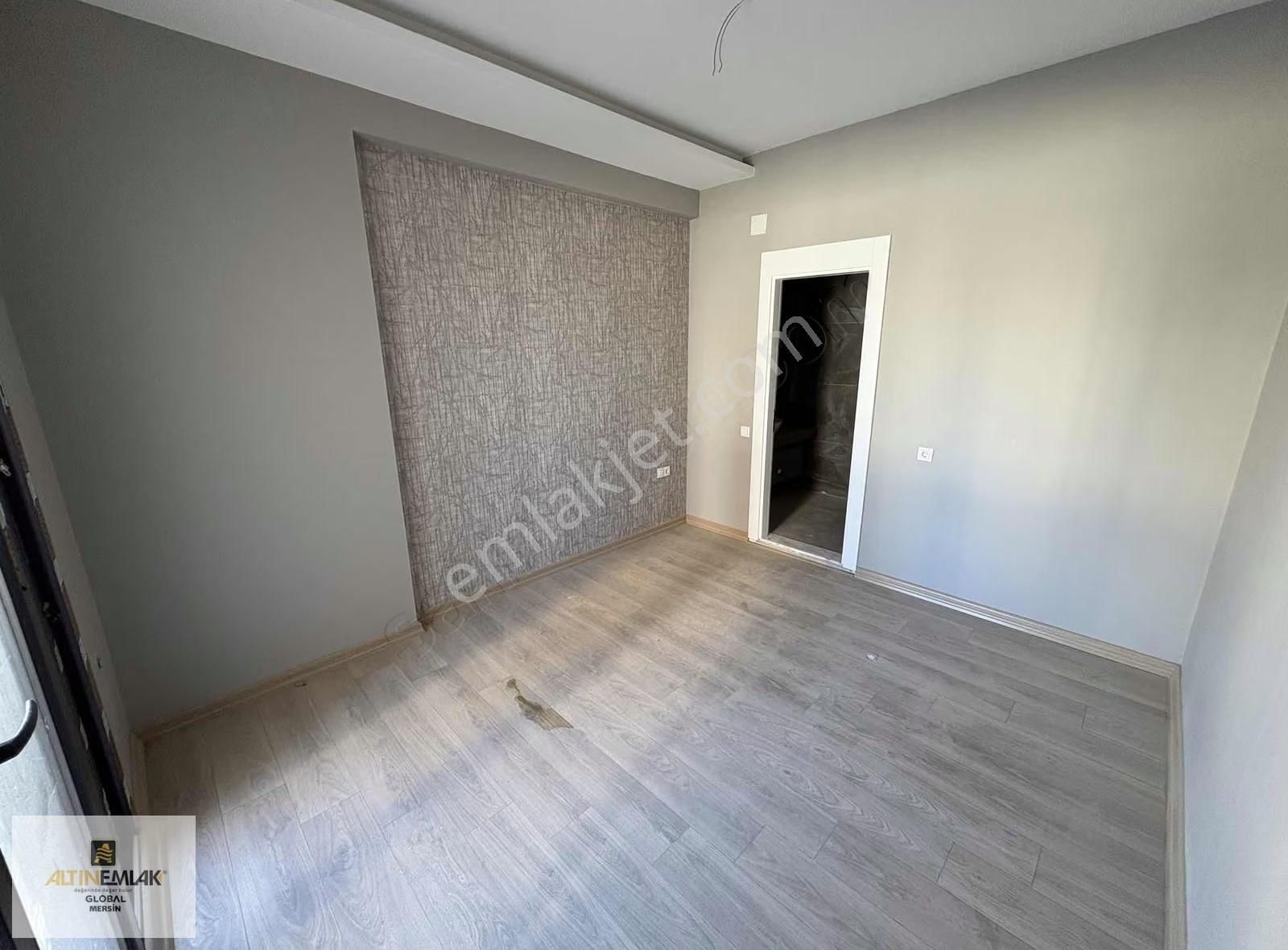 Altın Emlak'tn Denize 2.parsel Full Manzaralı Aquparklı 2+1 - Görsel 8