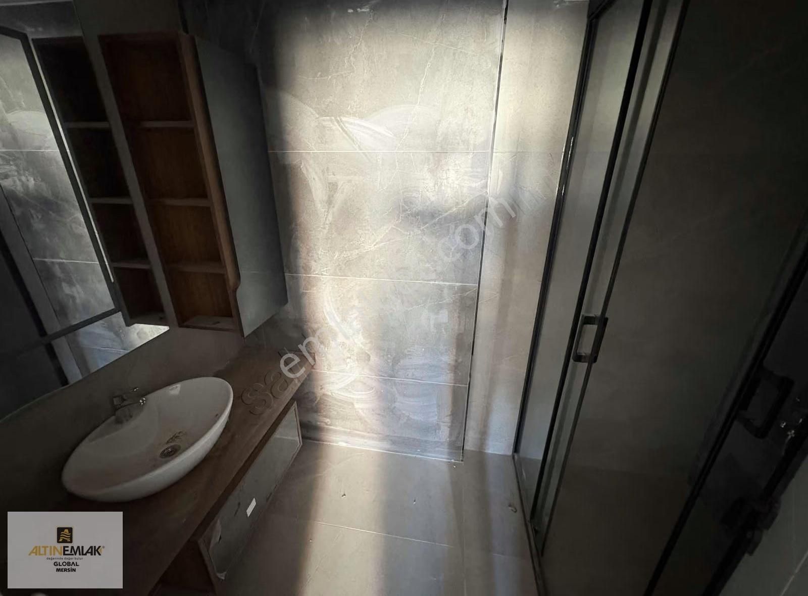 Altın Emlak'tn Denize 2.parsel Full Manzaralı Aquparklı 2+1 - Görsel 18