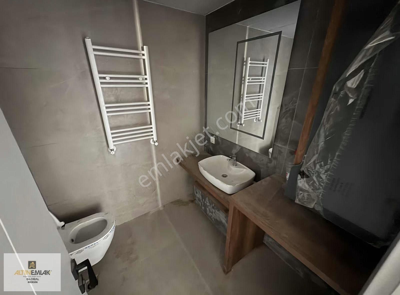 Altın Emlak'tn Denize 2.parsel Full Manzaralı Aquparklı 2+1 - Görsel 9