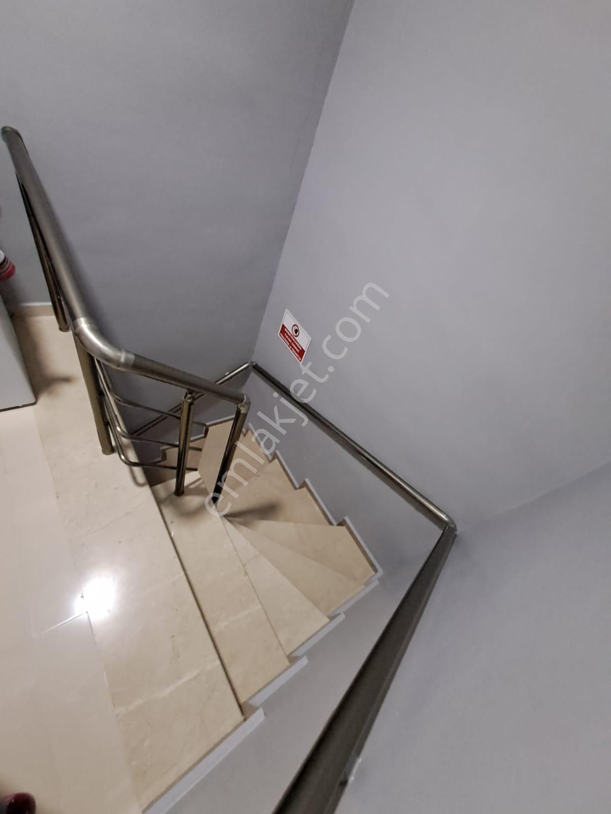 Küçükçekmecede Satılık Dubleks,panoramık Göl&deniz Manzaralı, Teraslı,(çift Daireye)dönüştürülebilir - Görsel 22